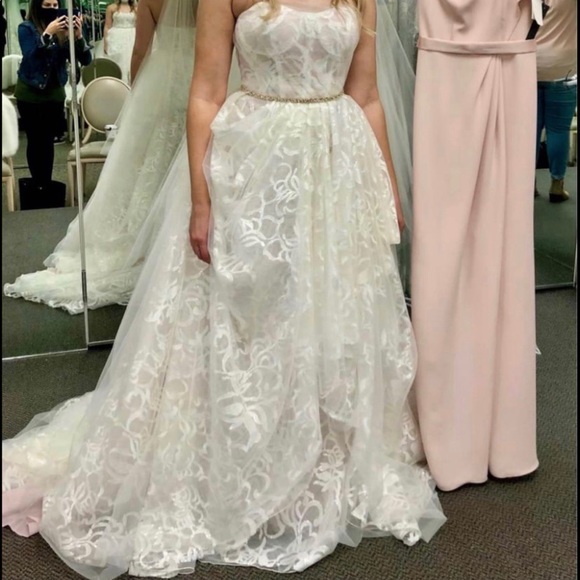 Brand New Vera Wang Ivory/Pearl wedding dress 16W - Picture 13 of 14